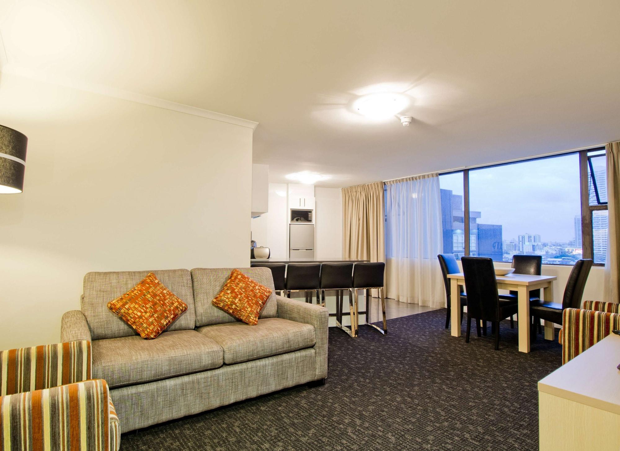 Oaks Sydney Hyde Park Suites Exterior photo
