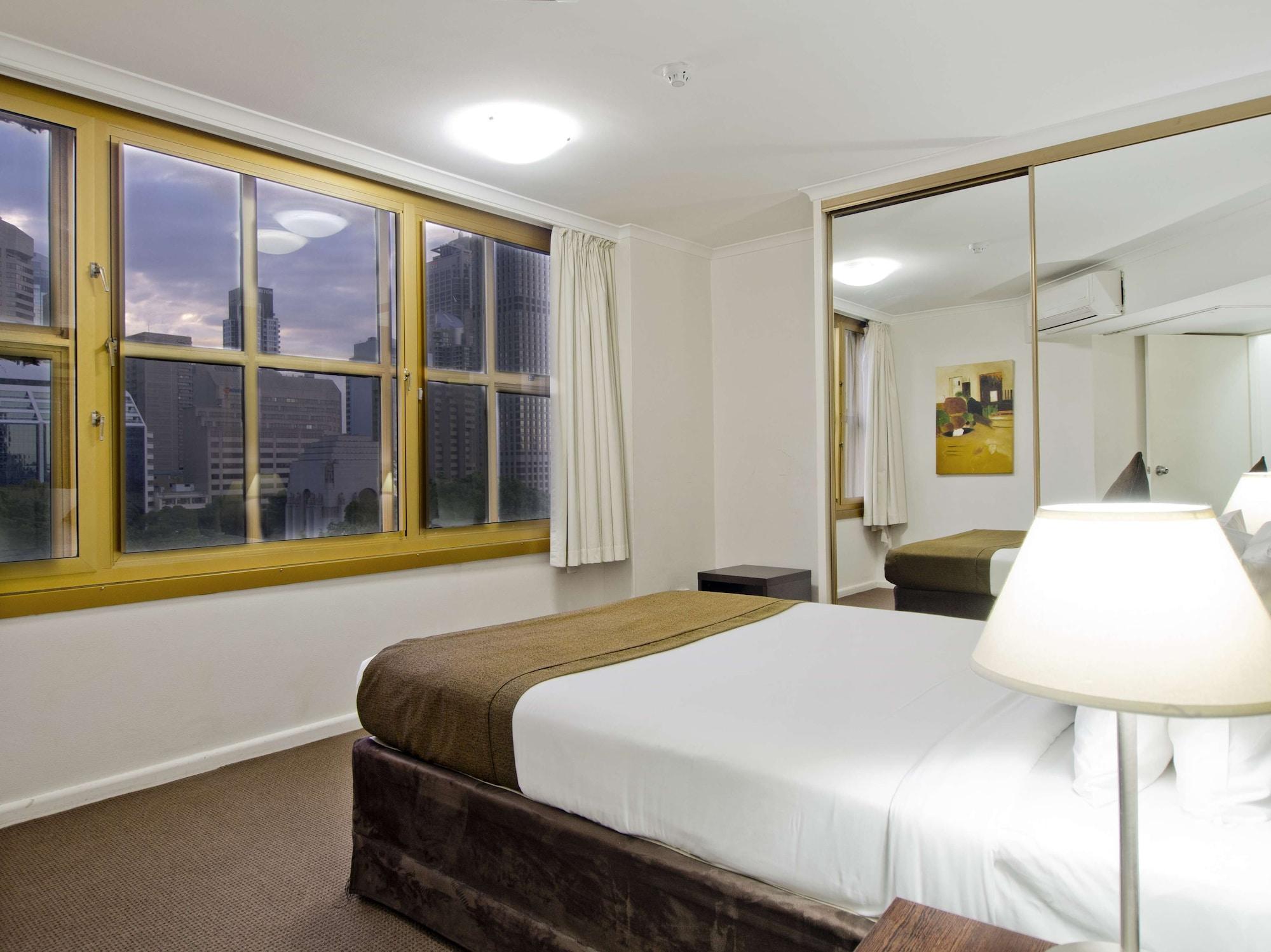 Oaks Sydney Hyde Park Suites Exterior photo