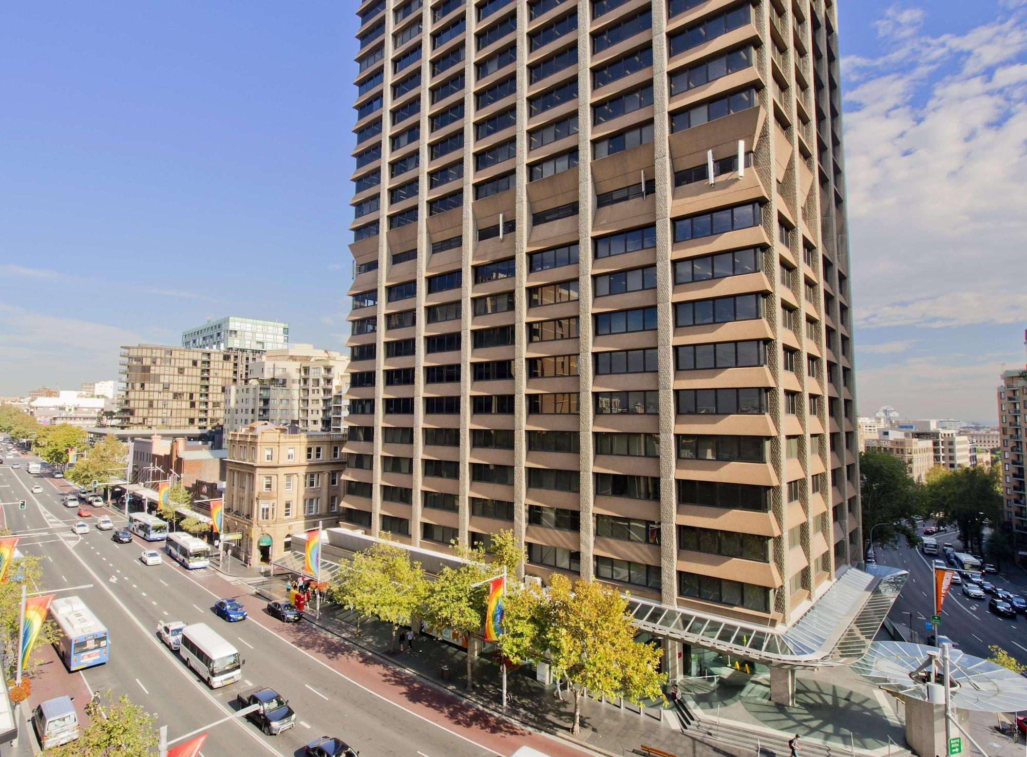 Oaks Sydney Hyde Park Suites Exterior photo