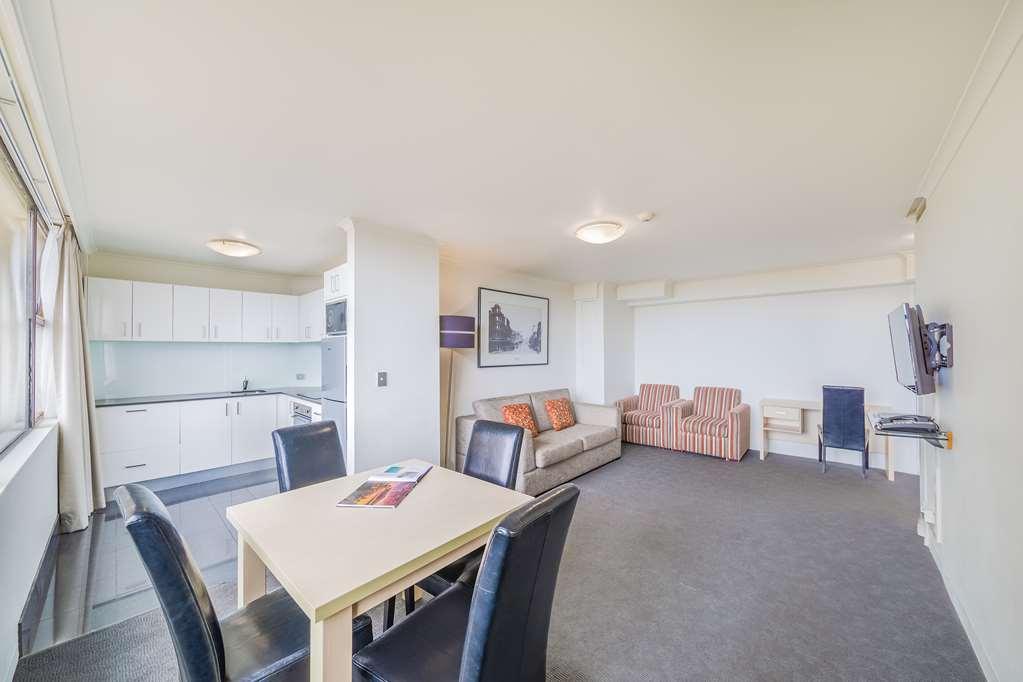 Oaks Sydney Hyde Park Suites Room photo