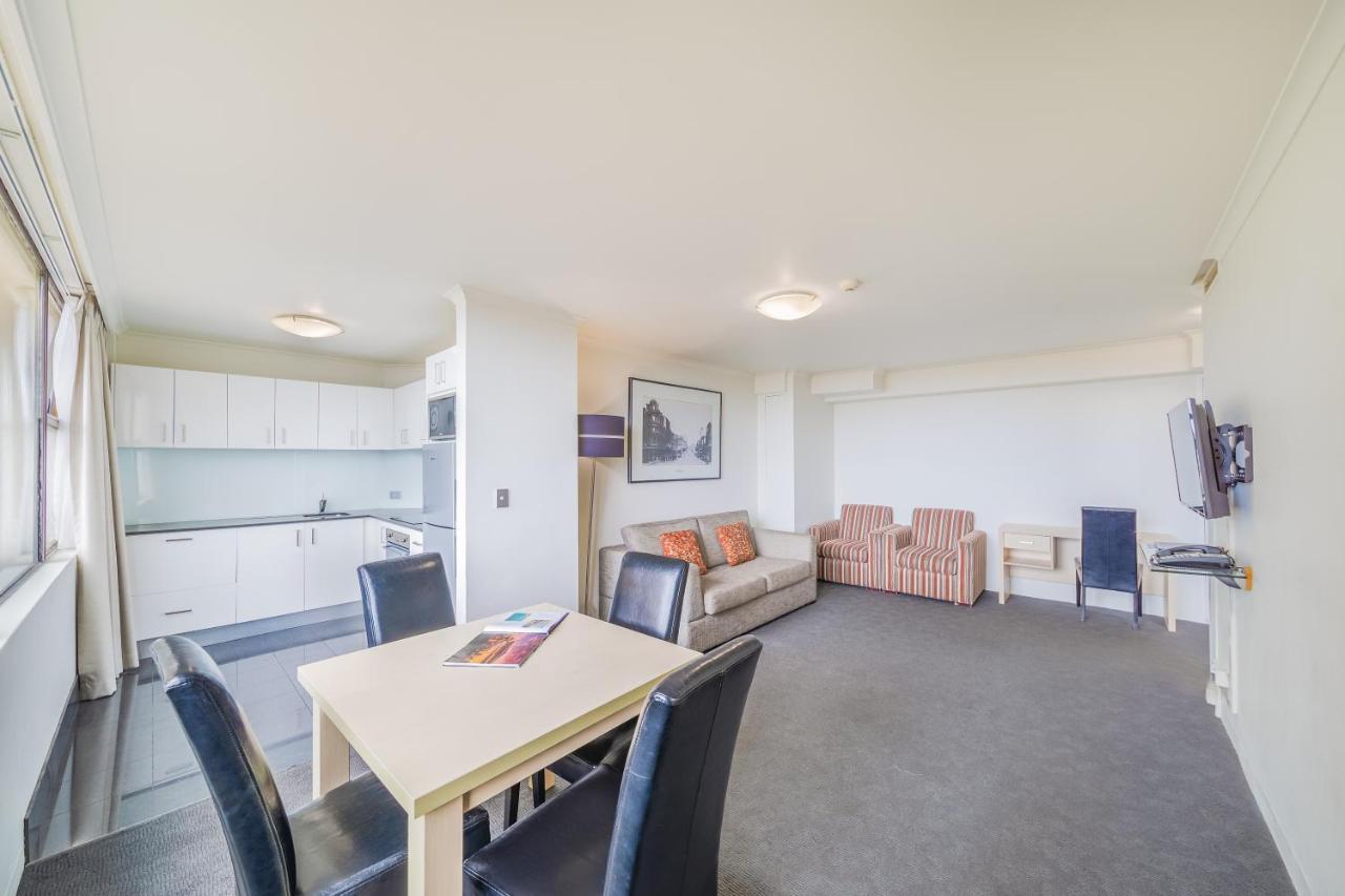 Oaks Sydney Hyde Park Suites Exterior photo