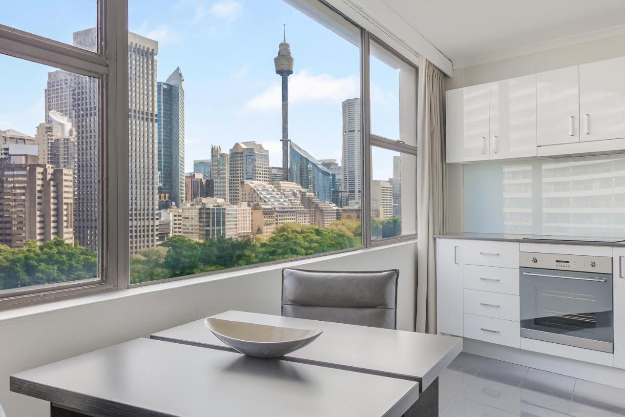 Oaks Sydney Hyde Park Suites Exterior photo