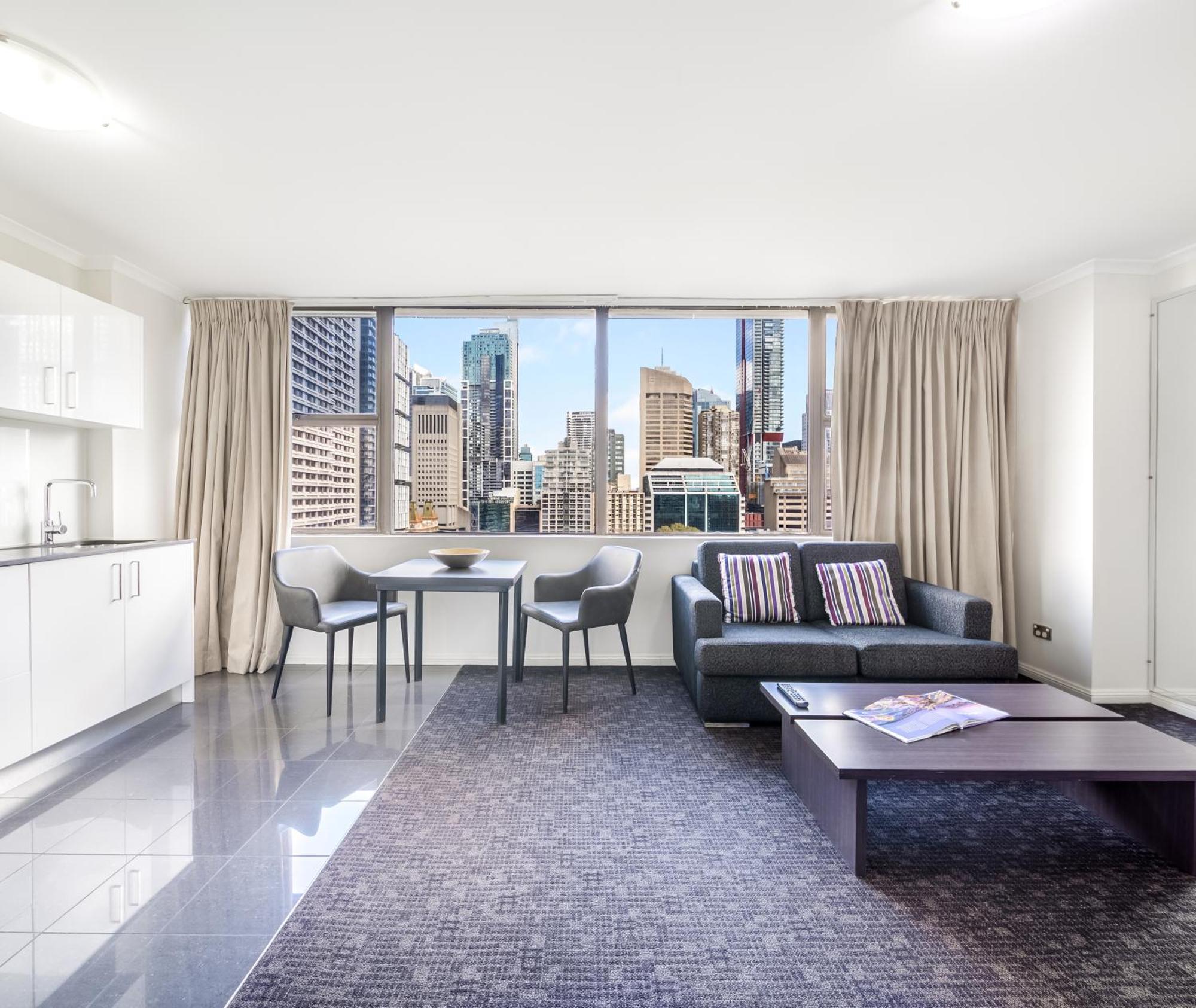 Oaks Sydney Hyde Park Suites Exterior photo